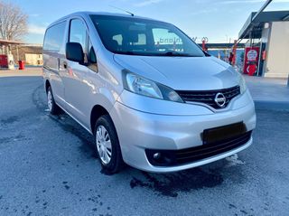 Nissan NV 200 2013