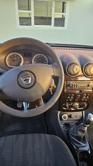 Dacia Duster 2011 4X4 DIESEL-thumb-8