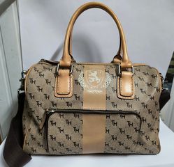 Τσάντα Tommy Hilfiger