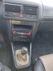 Volkswagen Golf 2003-thumb-5