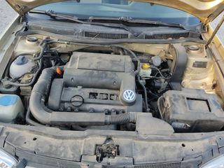 Volkswagen Golf 2003-thumb-11