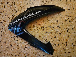 Honda Transalp XL700 (δεξί φτερό - φτερό εμπρός τροχού)