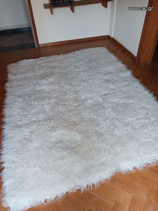 Ασπρη φλοκάτη