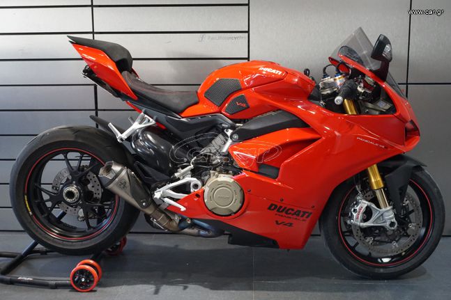 Ducati Panigale V4 S 2018 Arrow