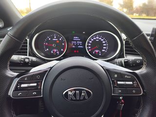 Kia Ceed / cee'd 2019 GT LINE-thumb-10