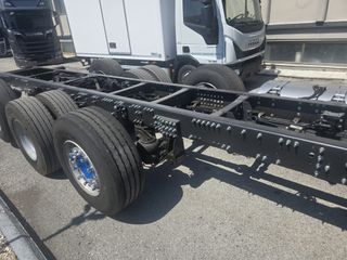 Σασί Volvo 2017 FH 500 4αξονικο Τιμόνι τεμπέλη-thumb-13