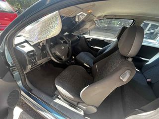 Opel Corsa 2001 C Sport-thumb-7