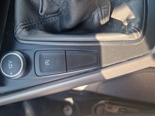 Ford Focus 2017 focus 1.0 trend-thumb-14