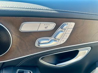 Mercedes-Benz GLC 250 2017 d Luxury OffRoad Panorama IHC Leather-thumb-6