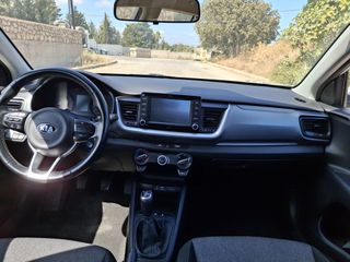 Kia Stonic 2019 1.4 / ΤΕΛΗ 158€ BI TONE-thumb-16