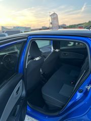 Toyota Yaris 2017-thumb-8