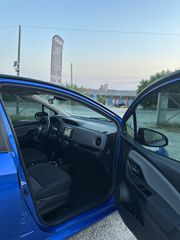 Toyota Yaris 2017-thumb-11