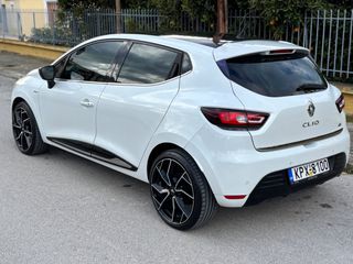 Renault Clio 2017 *EDITION ONE* 1.5 dci90 eco2 Edition One Bose 90hp automatic-thumb-23