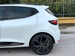 Renault Clio 2017 *EDITION ONE* 1.5 dci90 eco2 Edition One Bose 90hp automatic-thumb-72