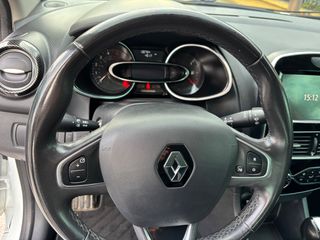 Renault Clio 2017 *EDITION ONE* 1.5 dci90 eco2 Edition One Bose 90hp automatic-thumb-29