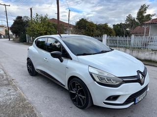 Renault Clio 2017 *EDITION ONE* 1.5 dci90 eco2 Edition One Bose 90hp automatic-thumb-3