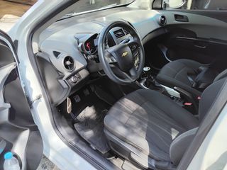 Chevrolet Aveo 2013-thumb-12