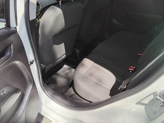 Chevrolet Aveo 2013-thumb-14