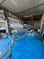 Falcon 2025 700RIB-thumb-1