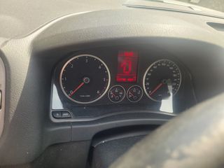 Volkswagen Tiguan 2008-thumb-6