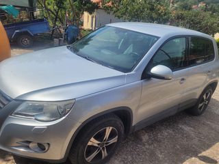 Volkswagen Tiguan 2008-thumb-9