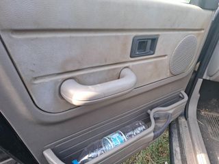 ΠΟΡΤΑ ΕΜΠΡΟΣ ΑΡΙΣΤΕΡΗ ( ΚΟΜΠΛΕ)  LAND ROVER FREELANDER 1997-2000