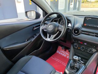 Mazda 2 2015 <DANOS CARS>-thumb-9