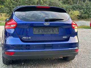 Ford Focus 2018-thumb-8