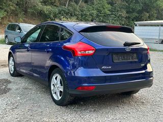 Ford Focus 2018-thumb-9