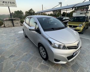 Toyota Yaris 2011