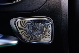 Mercedes-Benz GLC 300 2023 e 4MATIC/AMG LINE PREMIUM PLUS/PANORAMA/MASSAGE/VENT SEATS-thumb-33