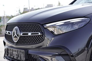 Mercedes-Benz GLC 300 2023 e 4MATIC/AMG LINE PREMIUM PLUS/PANORAMA/MASSAGE/VENT SEATS-thumb-9