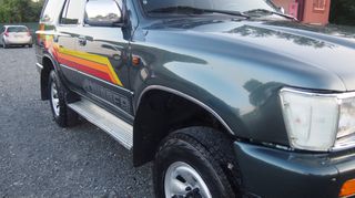 Toyota 4-Runner 1991 hilux-thumb-8