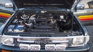 Toyota 4-Runner 1991 hilux-thumb-19