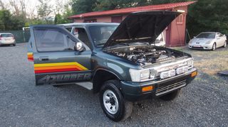 Toyota 4-Runner 1991 hilux-thumb-21