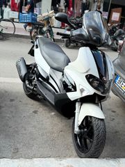 Gilera Runner 125 ST 2010 RUNNER 125 ST GILERA