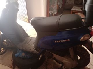 Piaggio Typhoon 2006-thumb-12