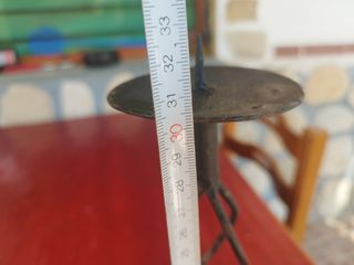 Κηροπήγιο από σφυρήλατο σίδερο.-thumb-7