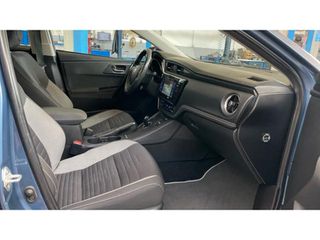 Toyota Auris 2018 Active-thumb-11