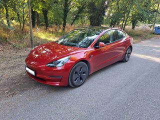 Tesla Model 3 2023 LONG RANGE DUAL MOTOR-thumb-1