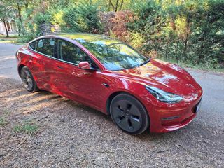 Tesla Model 3 2023 LONG RANGE DUAL MOTOR-thumb-3
