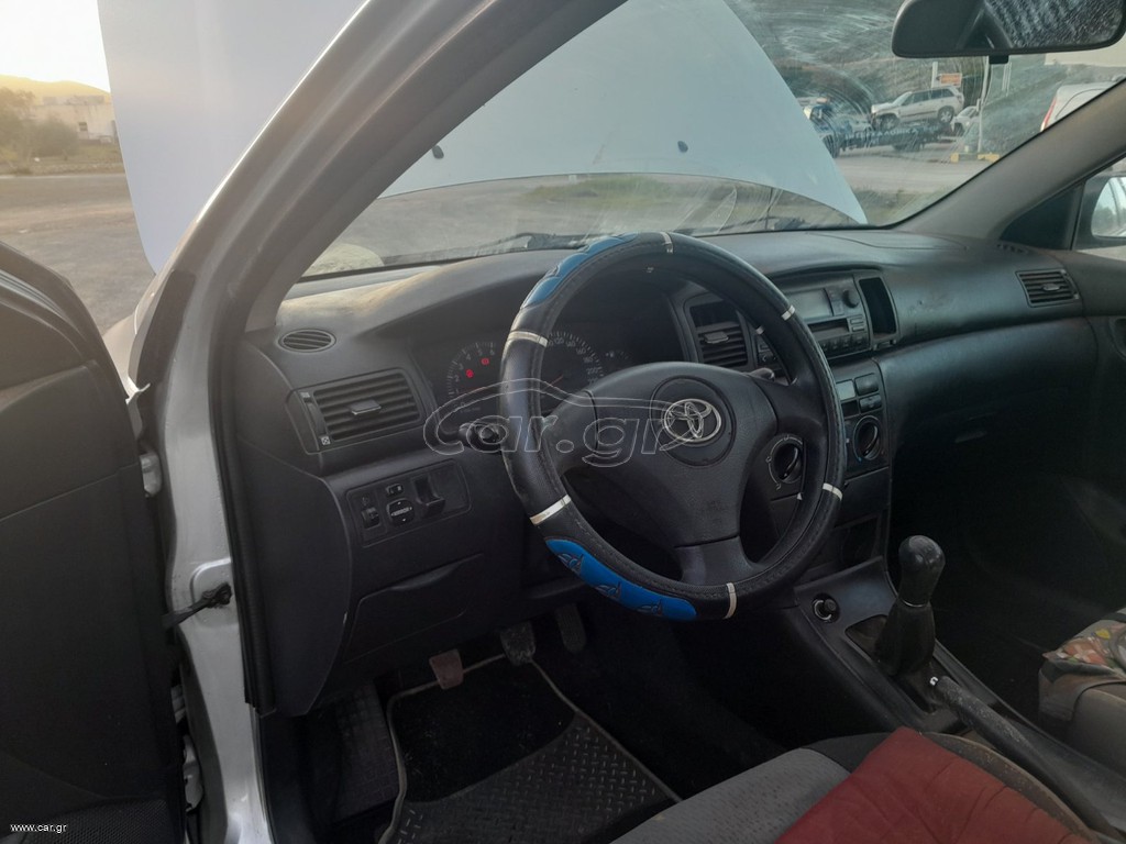 Toyota Corolla 2004 COROLLA