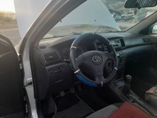 Toyota Corolla 2004 COROLLA
