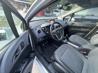Opel Meriva 2014-thumb-12