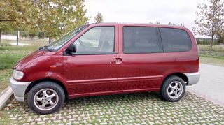 Nissan Serena 1995 1.6