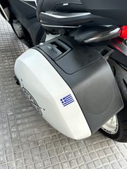 Honda VFR 1200 2010-thumb-12