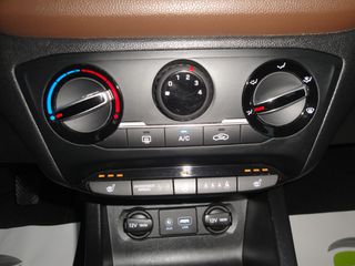 Hyundai i 20 2016 ΠΡΟΣΦΟΡΑ ΑΠΟ €11.500 ΤΩΡΑ €10.500 1.200cc 85Ps.5D EURO6-thumb-20