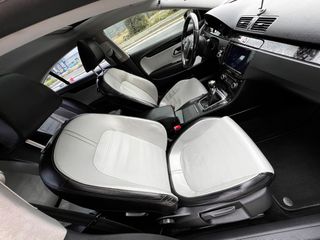 Volkswagen CC 2009-thumb-18