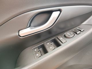 Hyundai i 30 2022 1.600cc 115Hp ZANTEΣ 17" PANORAMA ΚΑΜΕΡΑ LED SPORT EDITION "-thumb-12