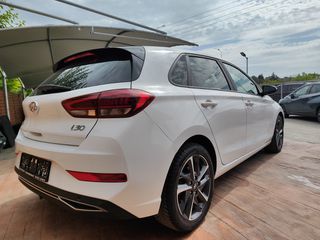Hyundai i 30 2022 1.600cc 115Hp ZANTEΣ 17" PANORAMA ΚΑΜΕΡΑ LED SPORT EDITION "-thumb-3